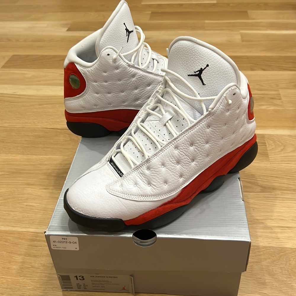 Air Jordan red white retro 13s - size 13